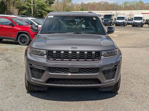 New 2026 Jeep Grand Cherokee Limited AWD/4WD image 8