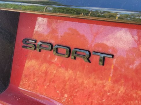 Used 2023 Land Rover Discovery Sport S image 6