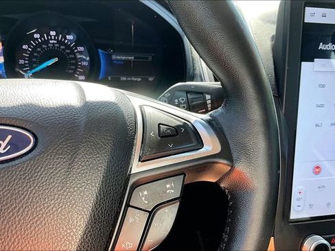 Used 2022 Ford Edge SEL w/ Convenience Package AWD/4WD image 19
