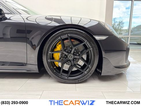 Used 2019 Porsche 911 Turbo S image 25