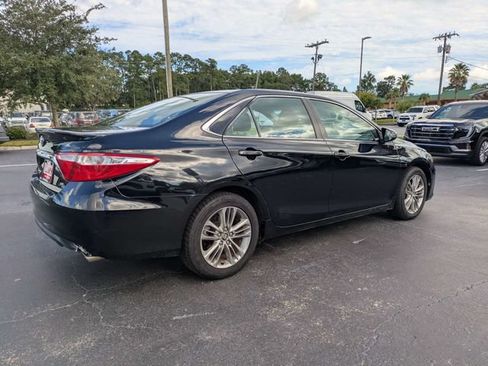 Used 2016 Toyota Camry SE FWD image 5