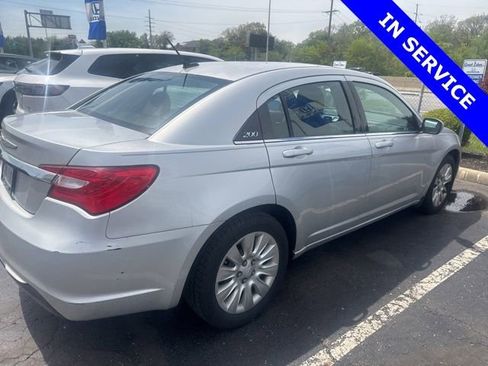 Used 2012 Chrysler 200 LX FWD image 8