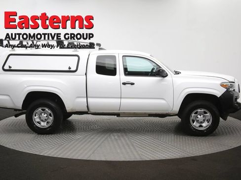 Used 2020 Toyota Tacoma SR RWD image 43