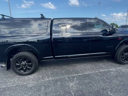 Used 2024 RAM 3500 Limited AWD/4WD image 2