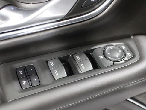 Used 2022 Chevrolet Tahoe Z71 image 7