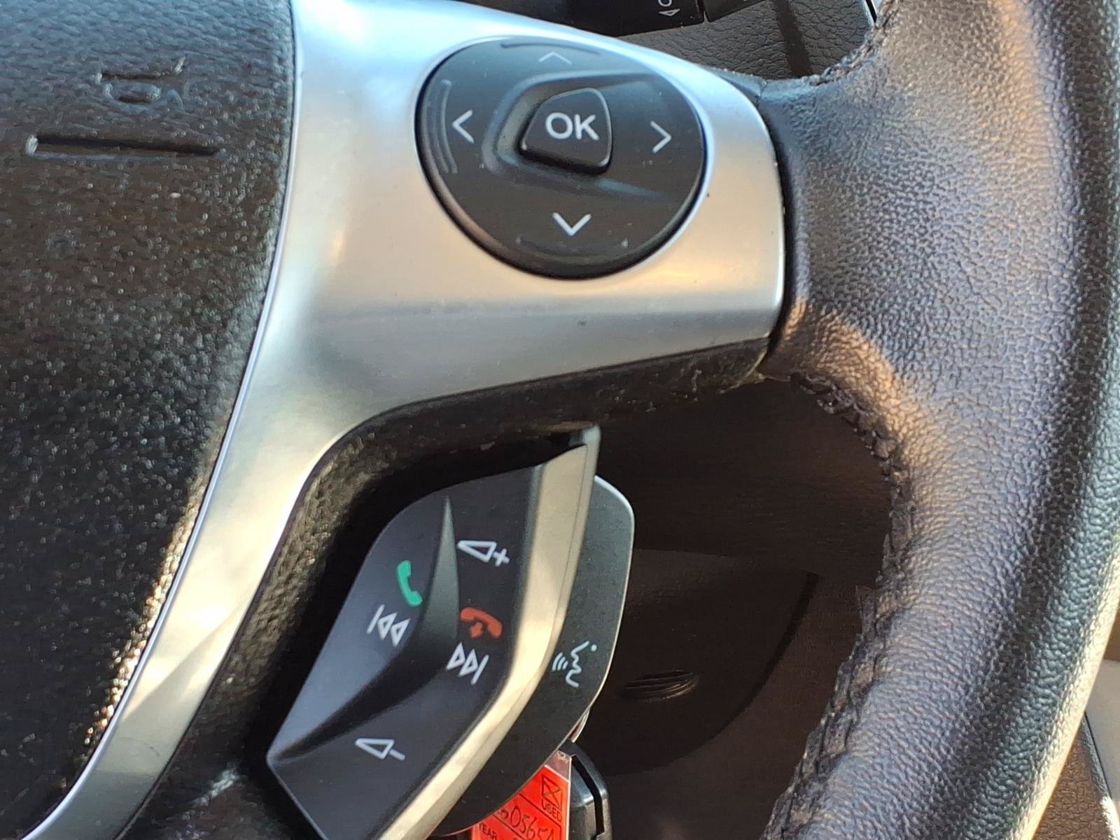 Used 2012 Ford Focus SEL FWD image 18