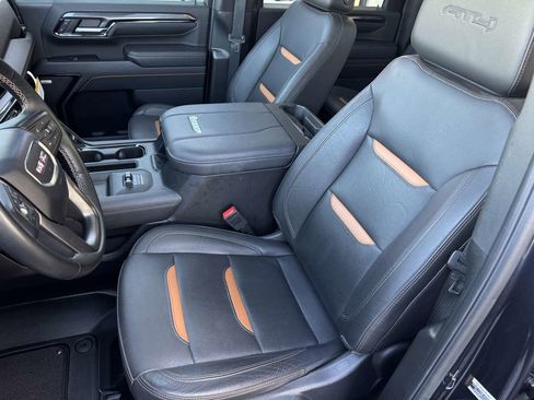 Used 2024 GMC Sierra 2500 AT4 w/ AT4 Premium Plus Package image 17