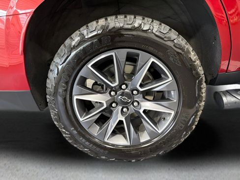 Used 2021 Chevrolet Tahoe Z71 AWD/4WD image 38