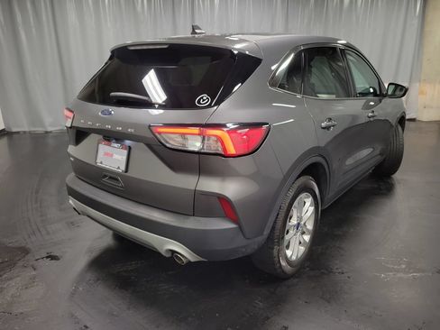 Used 2022 Ford Escape SE FWD image 8