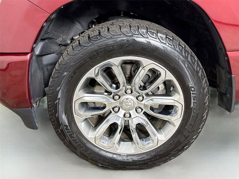 Used 2023 RAM 1500 Laramie AWD/4WD image 30