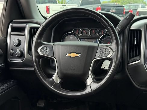 Used 2018 Chevrolet Silverado 1500 LT AWD/4WD image 5