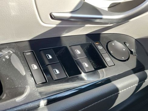 New 2026 Hyundai Tucson Limited image 15