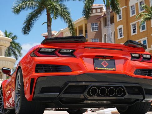 Used 2024 Chevrolet Corvette Z06 w/ Stealth Interior Trim Package RWD image 52
