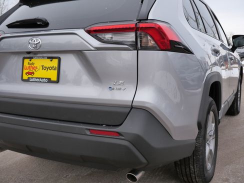 Certified 2025 Toyota RAV4 LE image 18