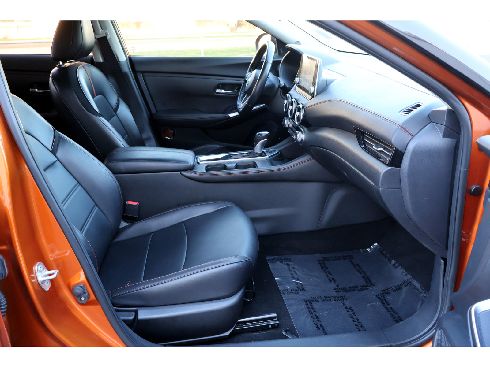 Used 2024 Nissan Sentra SR w/ SR Premium Package FWD image 17