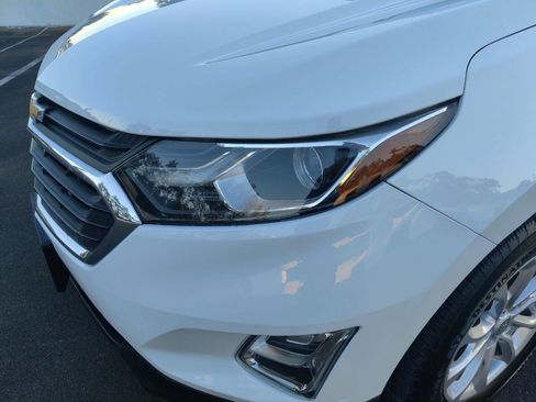 Used 2018 Chevrolet Equinox LT image 13