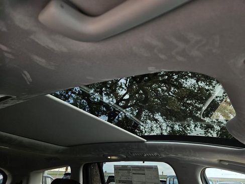 New 2026 Hyundai Ioniq 9 Calligraphy image 10