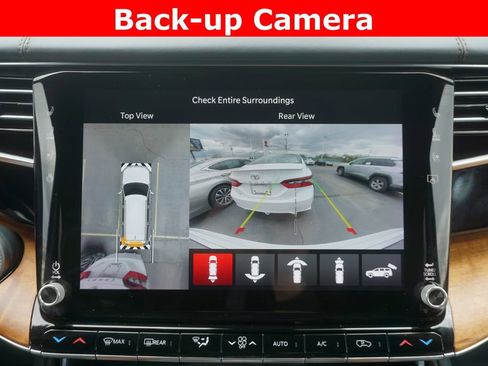Used 2022 Jeep Grand Wagoneer Series II w/ Convenience Group III AWD/4WD image 10