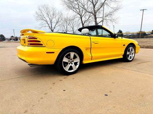 Used 1995 Ford Mustang GT image 31