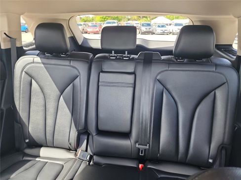 Used 2023 Lincoln Nautilus AWD w/ Premium Package image 15