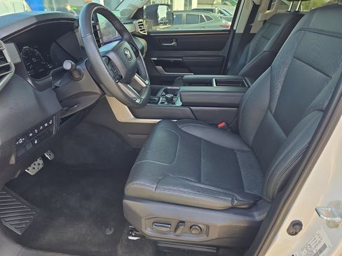 Used 2024 Toyota Tundra Limited w/ TRD Off-Road Package AWD/4WD image 15