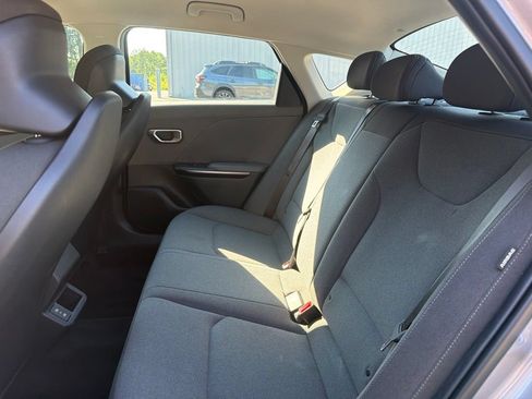 Used 2025 Kia K4 FWD image 22