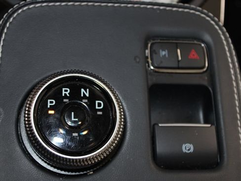 Used 2021 Ford Mustang Mach-E Premium RWD image 28