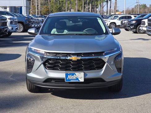 New 2026 Chevrolet Trax LS w/ LS Convenience Package image 8