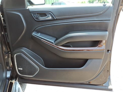 Used 2015 GMC Yukon SLT w/ HD Trailering Package AWD/4WD image 31