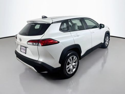 Certified 2025 Toyota Corolla Cross L FWD image 7