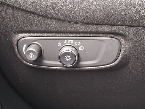 Certified 2023 Chevrolet Equinox RS image 23