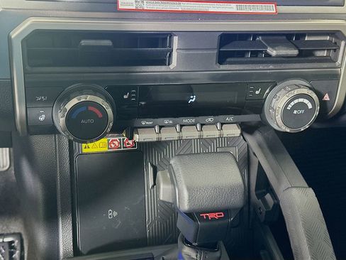 Used 2025 Toyota 4Runner TRD Off-Road image 16