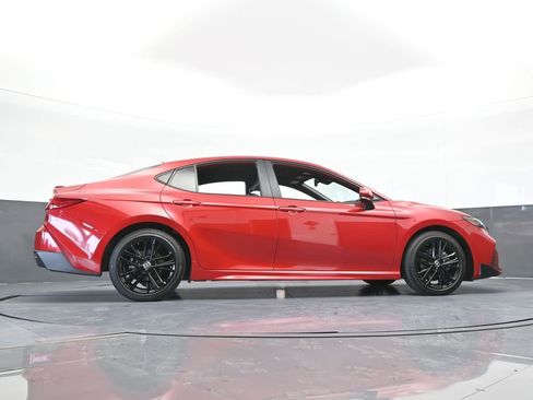 Used 2025 Toyota Camry SE w/ Multimedia Upgrade Package image 59