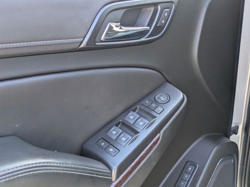 Used 2020 GMC Yukon SLT w/ Open Road Package image 13