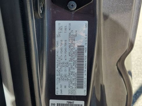 Used 2015 Toyota Tacoma PreRunner w/ SR5 Package RWD image 26