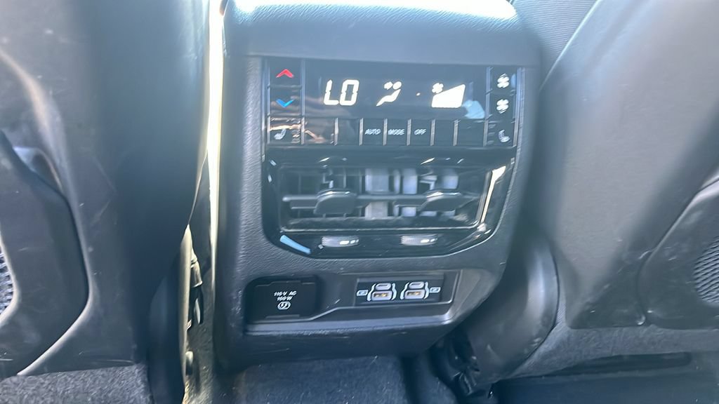 Used 2024 Jeep Grand Cherokee L Overland w/ Trailer Tow Package AWD/4WD image 14