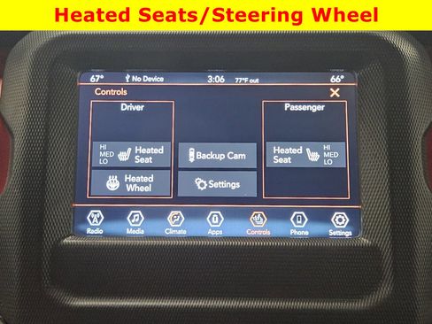 Used 2021 Jeep Wrangler Unlimited Rubicon w/ Cold Weather Group AWD/4WD image 14