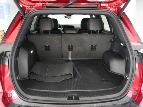 New 2026 Chevrolet Equinox LT image 9