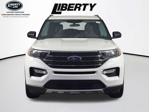 Certified 2023 Ford Explorer XLT w/ Equipment Group 202A AWD/4WD image 9
