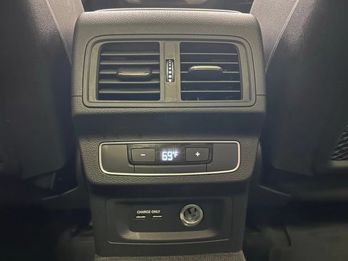 Used 2022 Audi Q5 2.0T Premium Plus AWD/4WD image 21