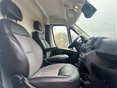 Used 2023 RAM ProMaster 2500 image 19