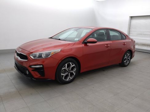 Used 2020 Kia Forte LXS FWD image 2
