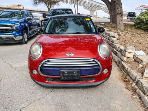 Used 2015 MINI Cooper 2-Door Hardtop image 4