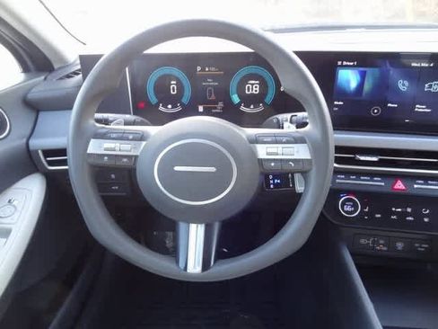Used 2024 Hyundai Sonata SEL image 14