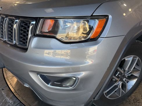 Used 2020 Jeep Grand Cherokee Limited w/ Luxury Group II image 7