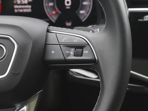 Used 2025 Audi Q7 2.0T Premium Plus w/ Premium Plus Package image 22