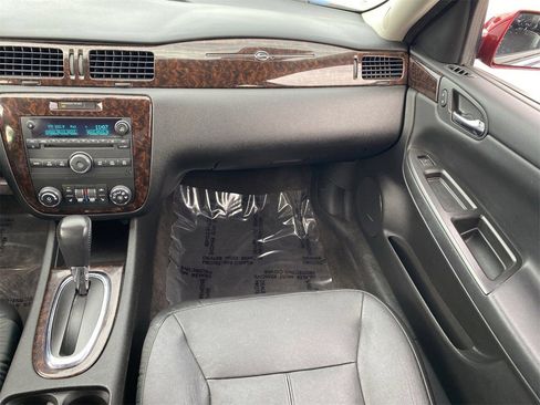 Used 2014 Chevrolet Impala LTZ image 15