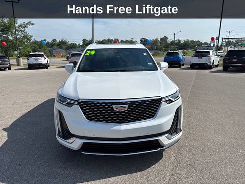 Used 2024 Cadillac XT6 Premium Luxury AWD/4WD image 10