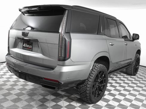 Used 2026 Cadillac Escalade Sport image 5