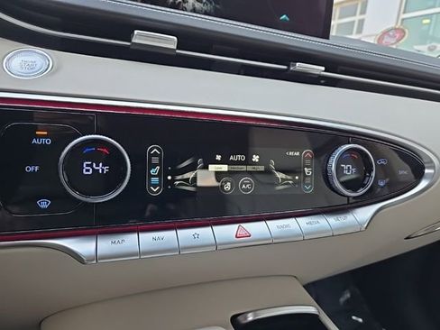 Used 2025 Genesis GV70 3.5T Sport w/ Sport Advanced Package image 41